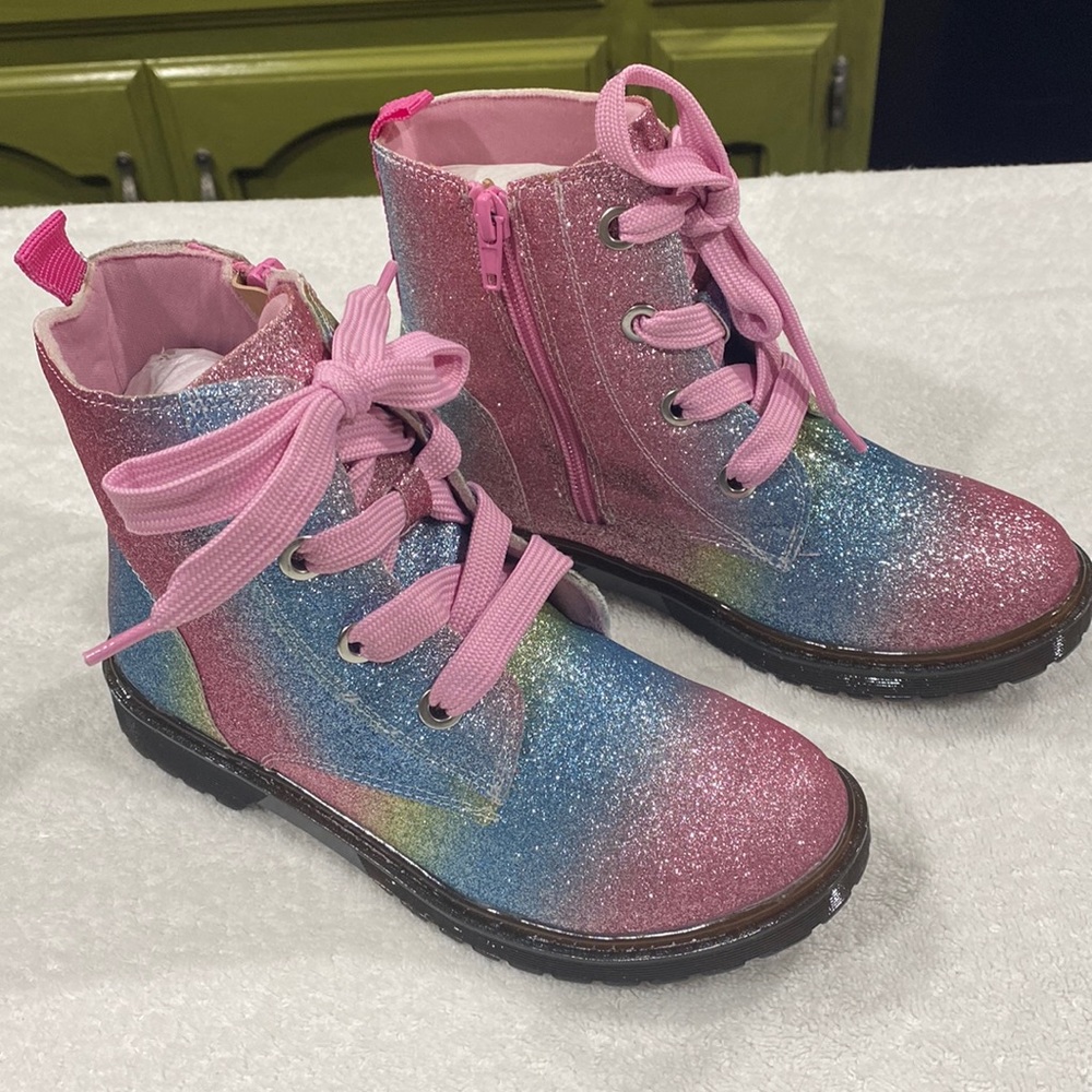 New UNR8ED Girls Glitter Boots Size 2.5